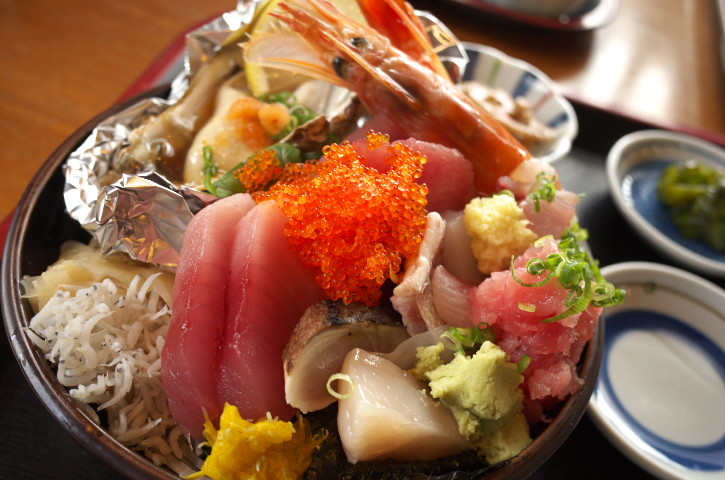 くりたや 茨城県ひたちなか市 市場定食 海鮮丼 鮪の漬け丼 桜ん坊ブログ